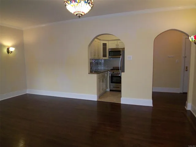 $2,350 | 61 East Grand Street, Unit 4A, Mount Vernon, NY 10552