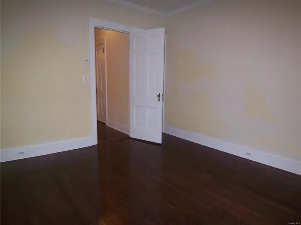 $2,350 | 61 East Grand Street, Unit 4A, Mount Vernon, NY 10552