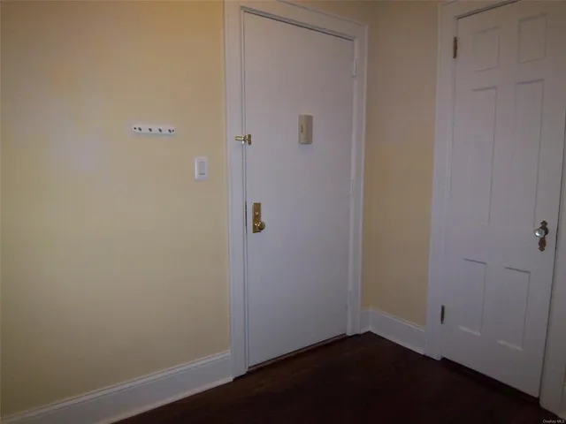 $2,350 | 61 East Grand Street, Unit 4A, Mount Vernon, NY 10552