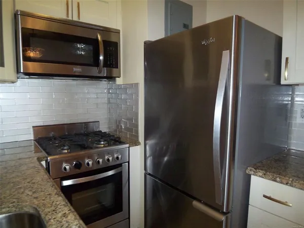 $2,350 | 61 East Grand Street, Unit 4A, Mount Vernon, NY 10552
