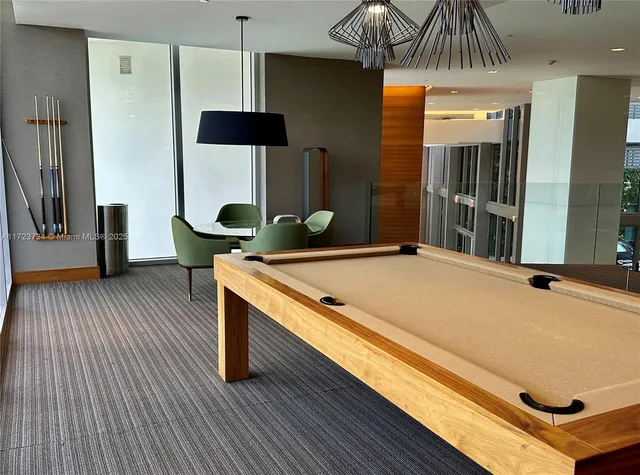 $655,000 | 16385 Biscayne Boulevard, Unit 718, North Miami Beach, FL 33160