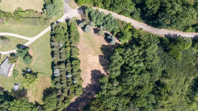 $545,000 | 16800 Riverside Dr Union, Union Pier, MI 49129