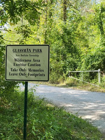 $545,000 | 16800 Riverside Dr Union, Union Pier, MI 49129