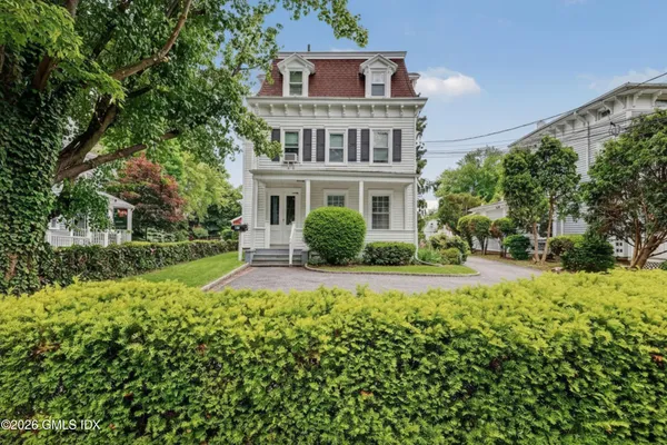 $3,950 | 47 Church Street, Unit 1, Greenwich, CT 06830