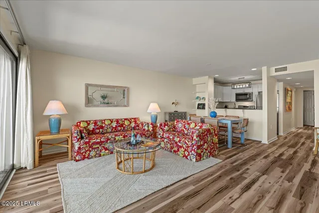 $399,999 | 728 North Hampton Court, Unit 728, Fripp Island, SC 29920