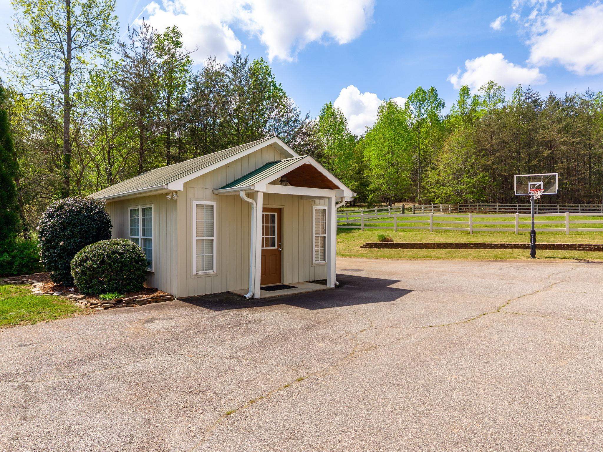 400 Sunset Road Landrum, SC 29356 - Photo 40 of 50