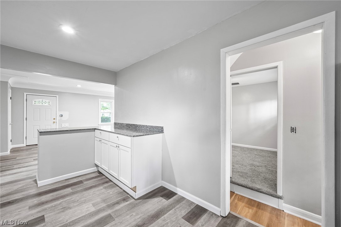 1053 Ford Road Cleveland, OH 44143 - Photo 26 of 34