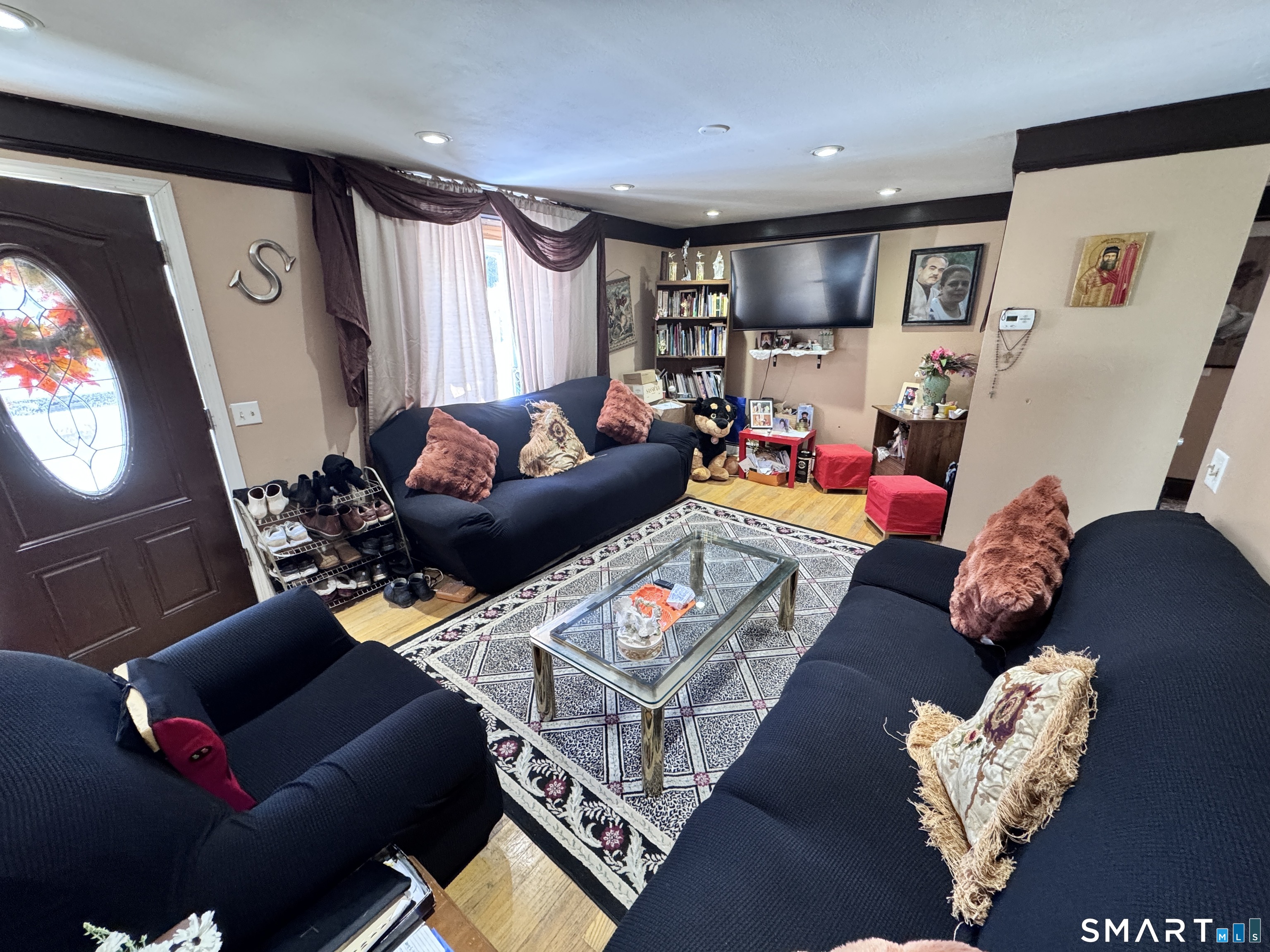 214 York Road Fairfield, CT 06825 - Photo 4 of 32