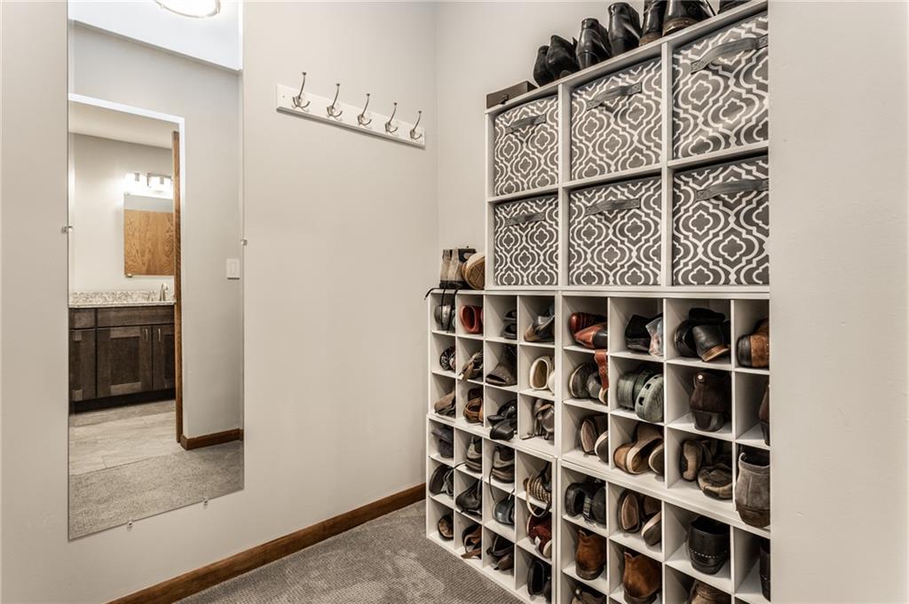 8204 Claridge Road Indianapolis, IN 46260 - Photo 28 of 50 Gallery Image 28