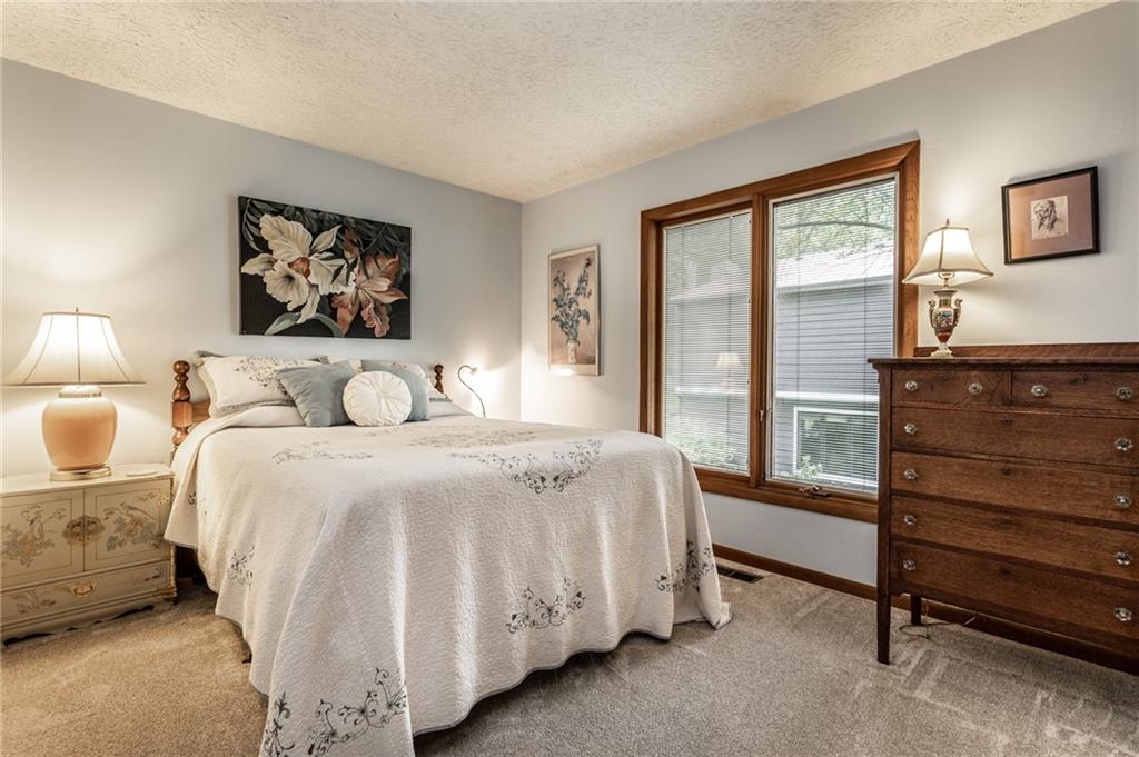8204 Claridge Road Indianapolis, IN 46260 - Photo 30 of 50 Gallery Image 30