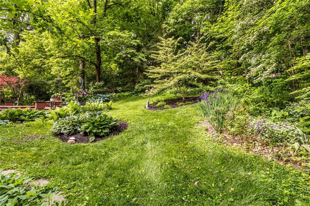 8204 Claridge Road Indianapolis, IN 46260 - Photo 41 of 50 Gallery Image 41