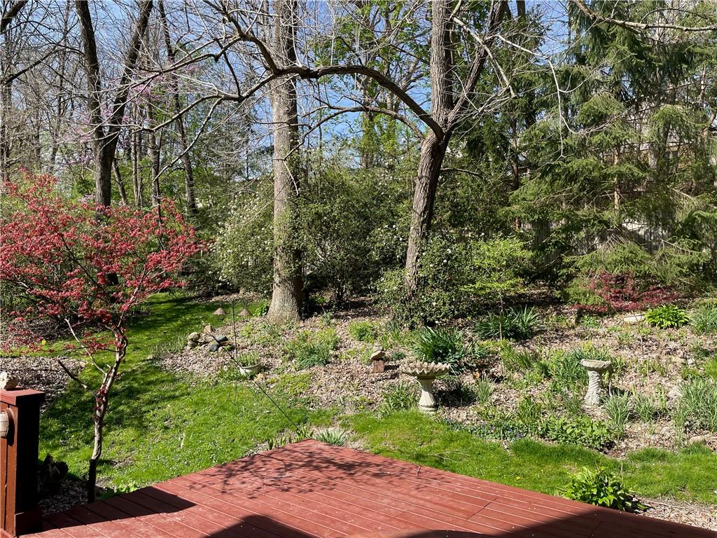 8204 Claridge Road Indianapolis, IN 46260 - Photo 49 of 50 Gallery Image 49