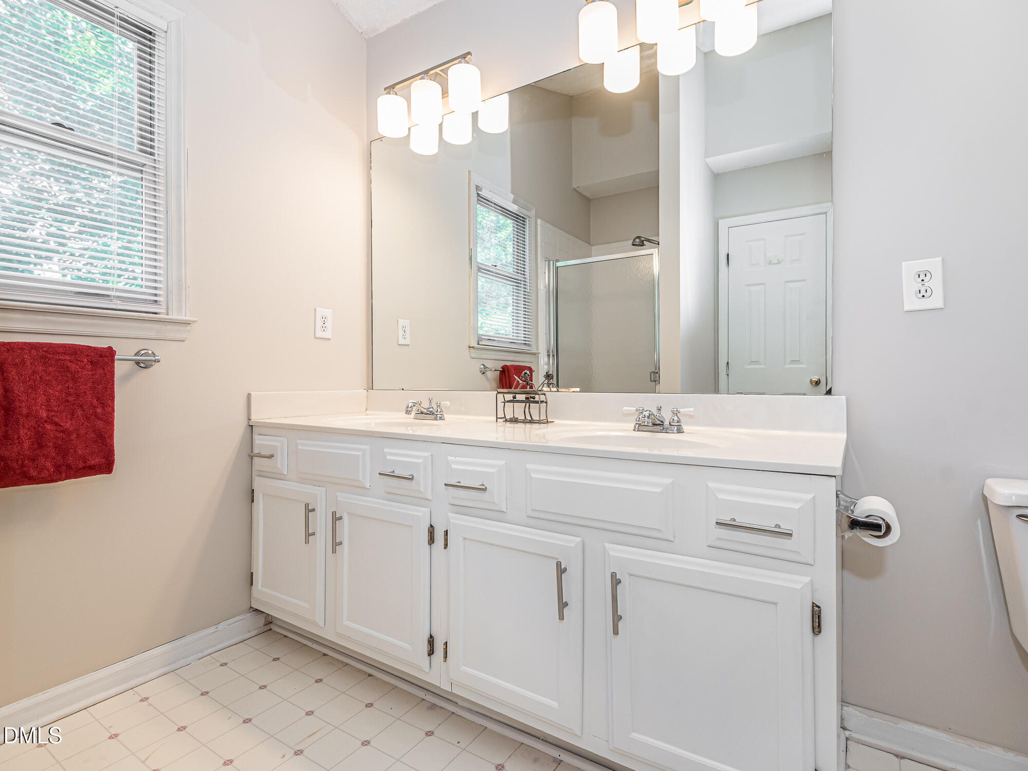 5309 Reams Run Road Durham, NC 27713 - Photo 21 of 31 In_Trust_Realty_Lee_5309_Reams_Run-1675