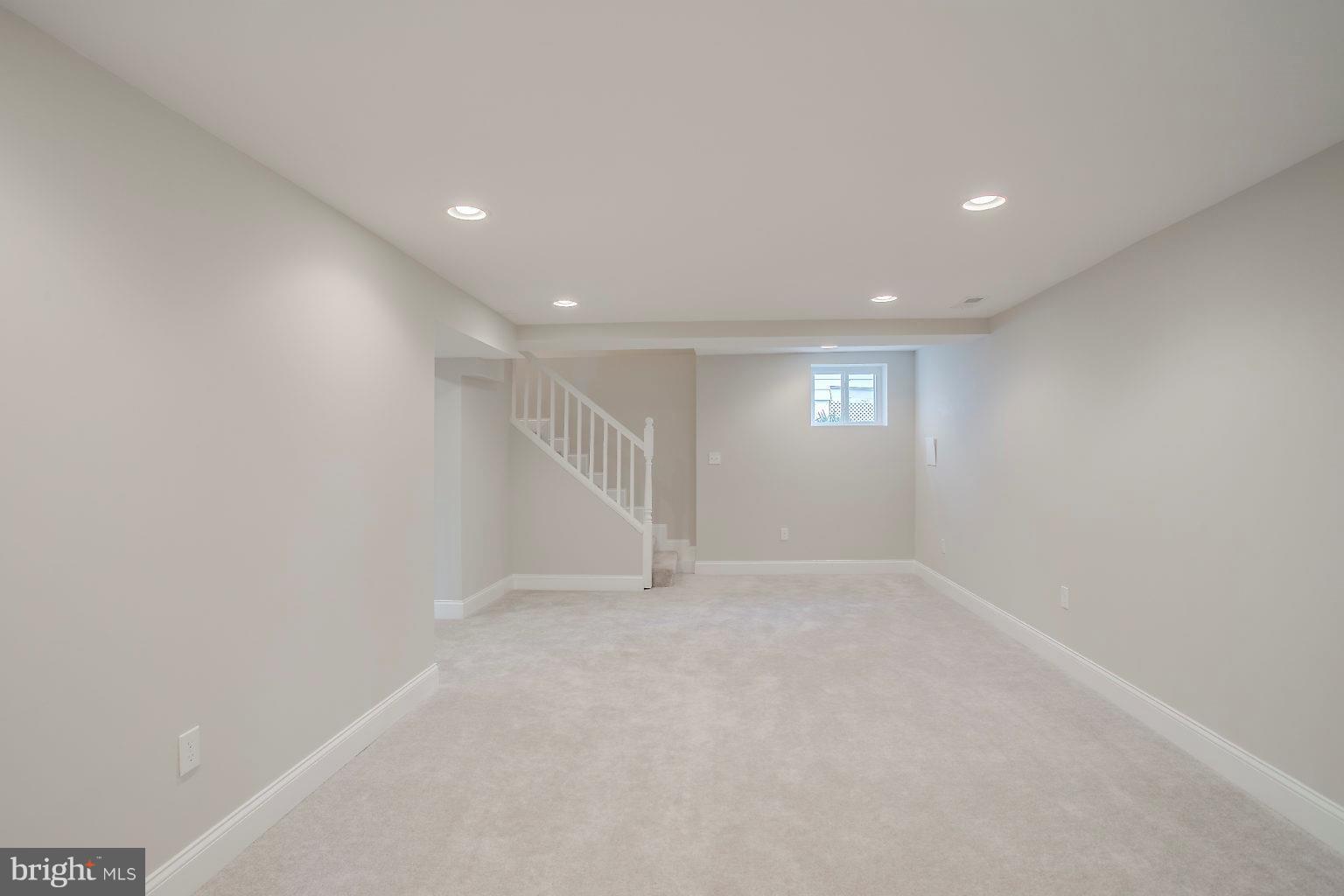 1201 Elm Ridge Avenue Baltimore, MD 21229 - Photo 16 of 18 Gallery Image 16
