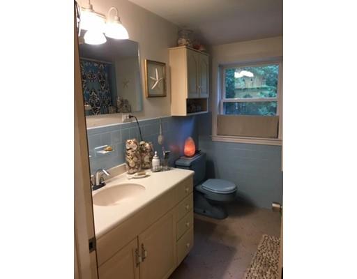 9 Eastgate Road Billerica, MA 01821 - Photo 20 of 35