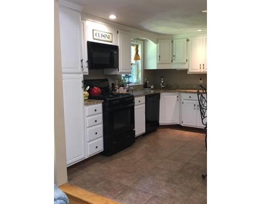 9 Eastgate Road Billerica, MA 01821 - Photo 9 of 35
