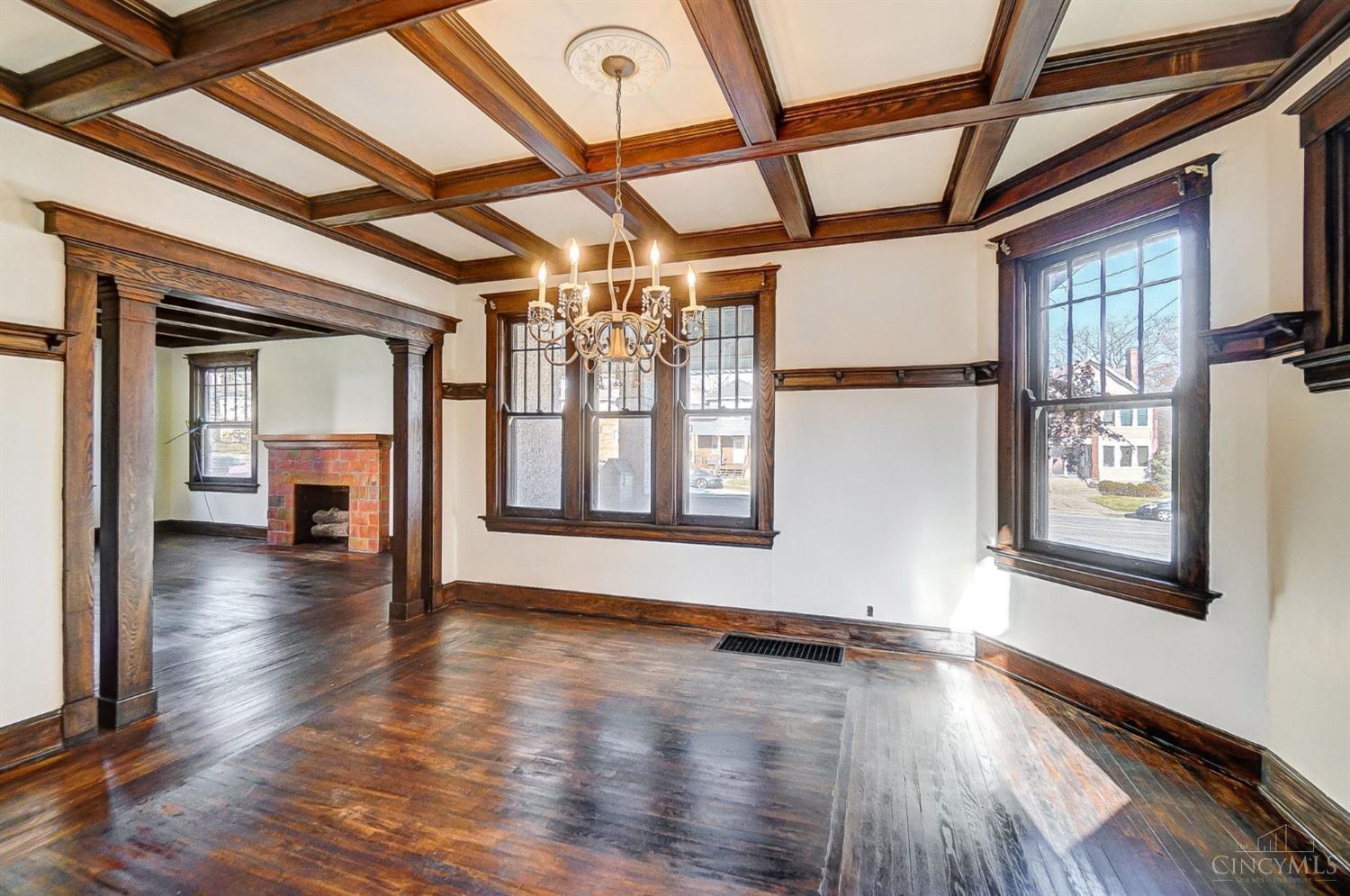 2845 Madison Road Cincinnati, OH 45209 - Photo 11 of 41 Gallery Image 11