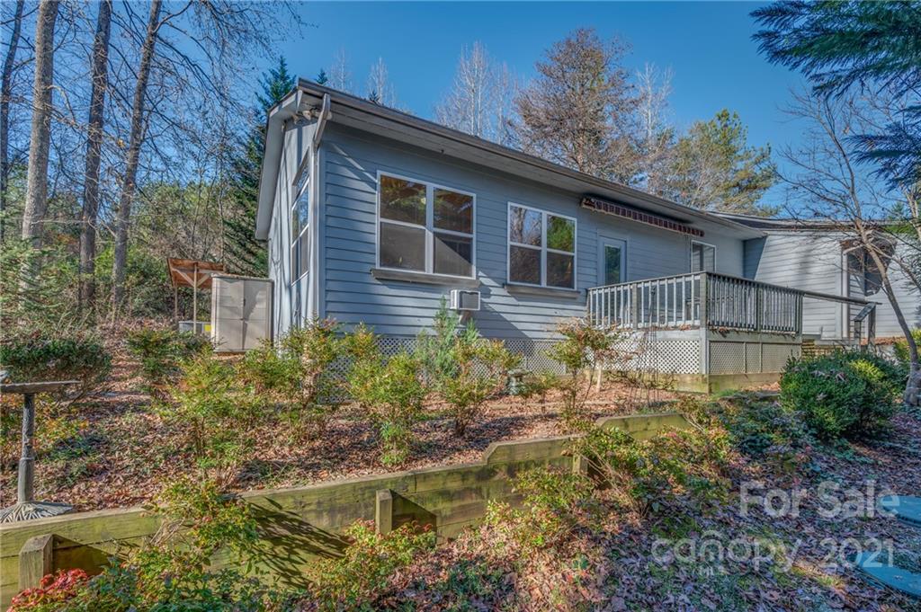 160 Fagan Drive Inman, SC 29349 - Photo 26 of 45 a backyard of a house with lots of green space