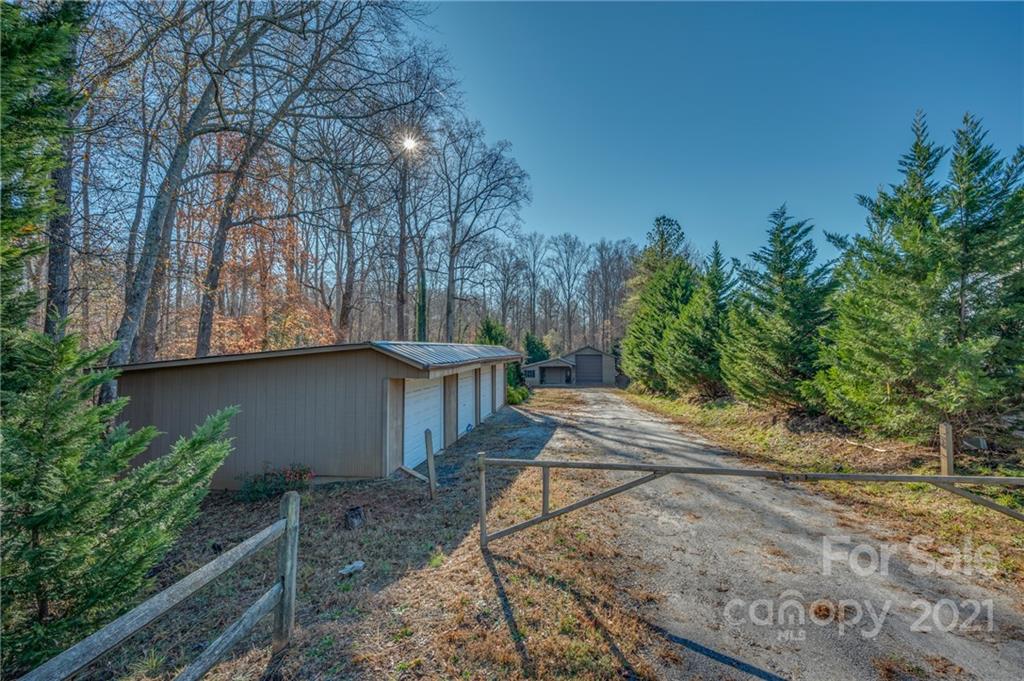 160 Fagan Drive Inman, SC 29349 - Photo 33 of 45 a view of backyard with plants and trees