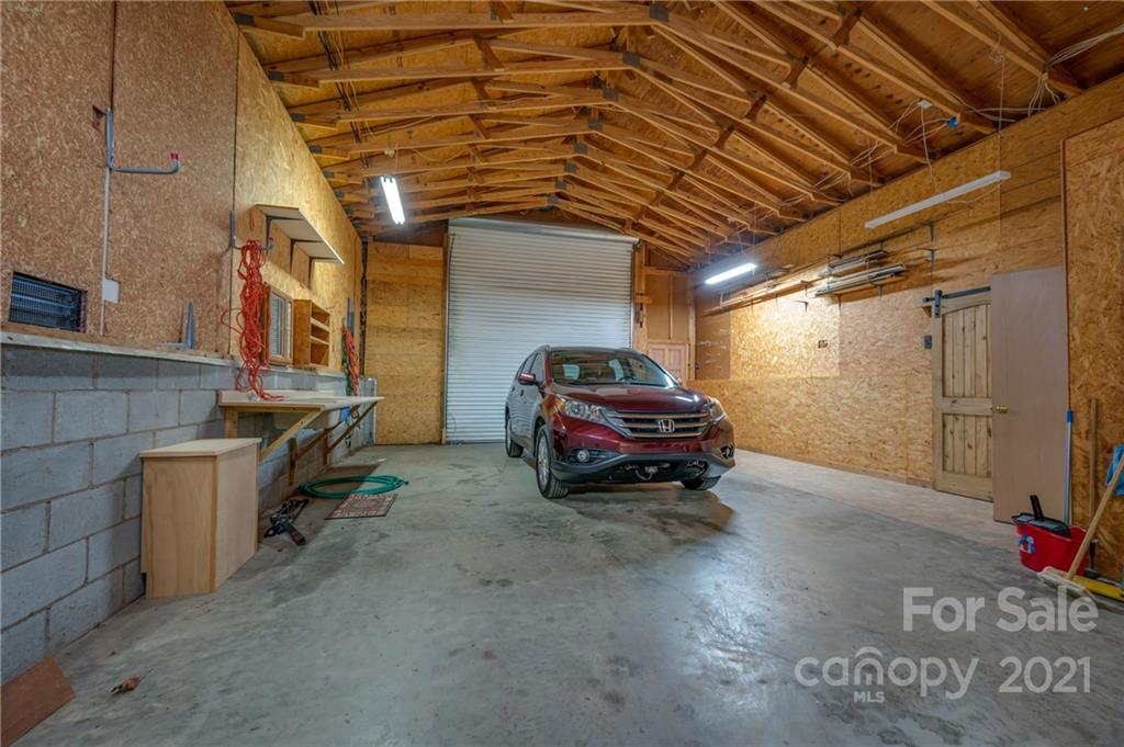 160 Fagan Drive Inman, SC 29349 - Photo 41 of 45 a view of a car parking garage