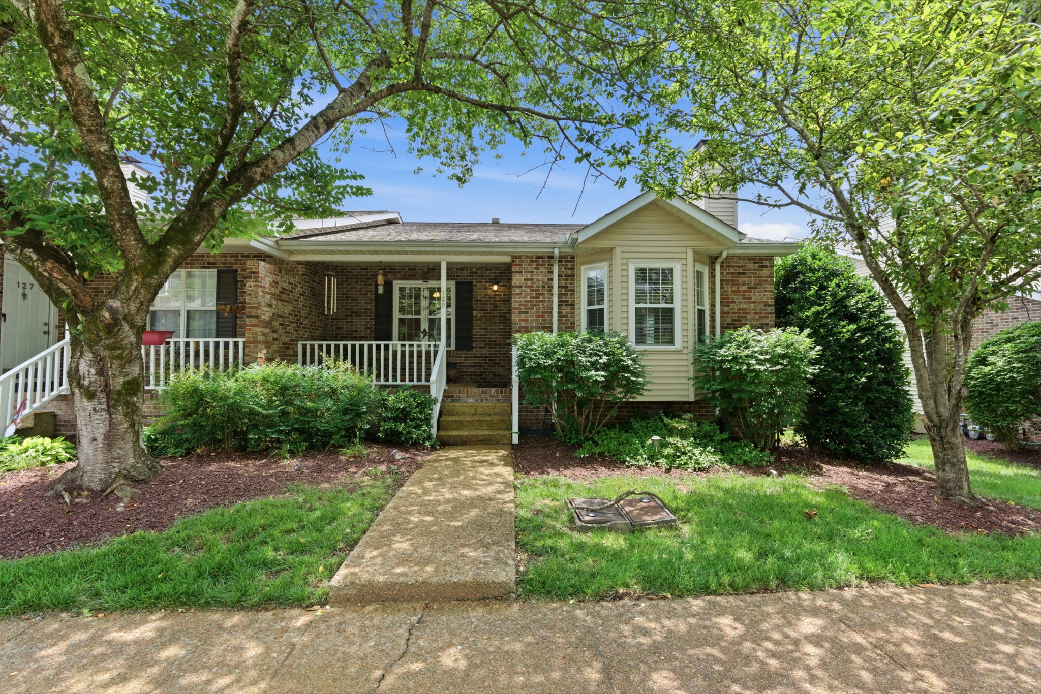 129 Pepper Ridge Circle Antioch, TN 37013 - Photo 3 of 32 Gallery Image 3