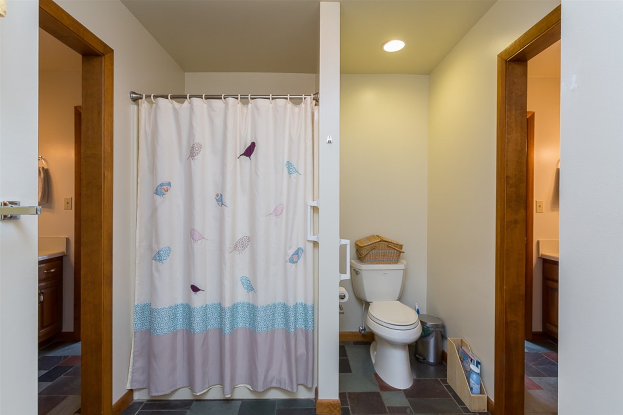 72 Greenfield Road Fishersville, VA 22939 - Photo 27 of 50 a bathroom with a toilet a sink and a shower