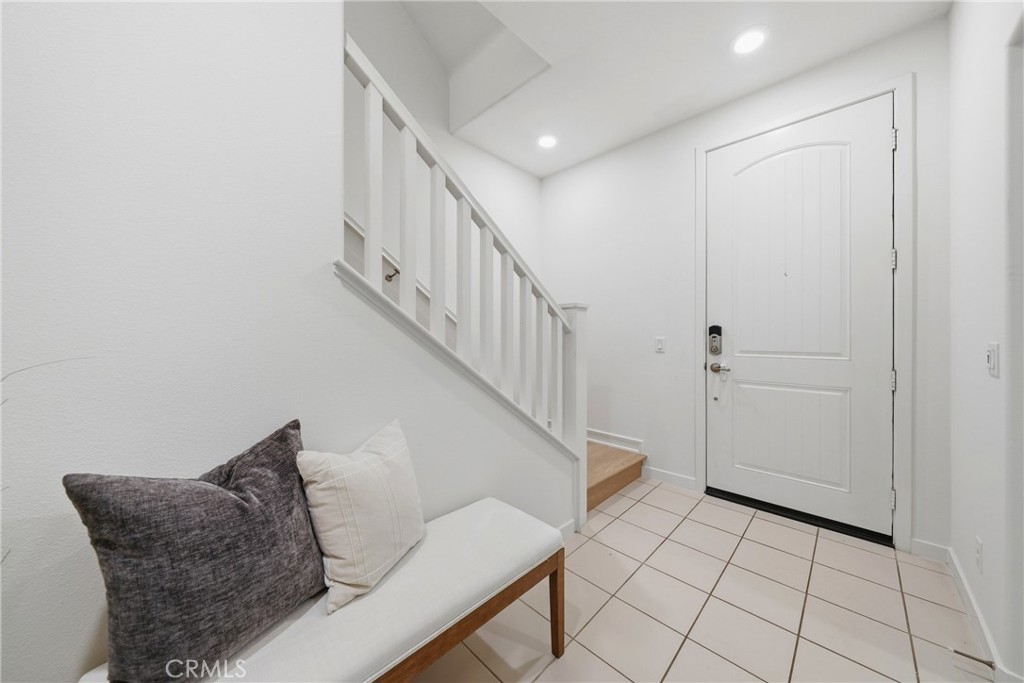 125 Mongoose Irvine, CA 92618 - Photo 7 of 30