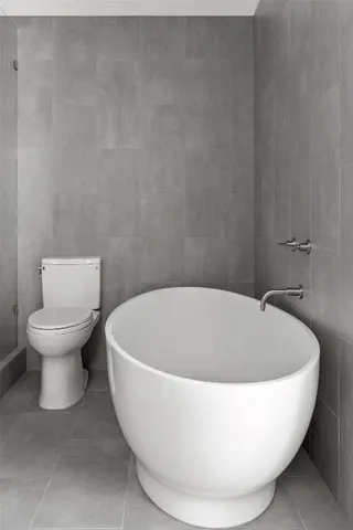 $1,650,000 | 2211 Canterbury Street, Austin, TX 78702