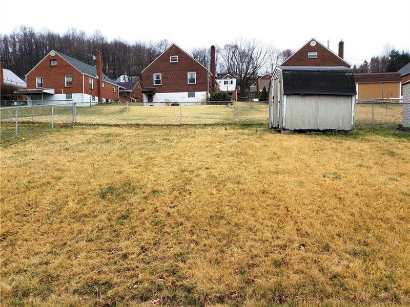 425 Agnew Road Jeannette, PA 15644 - Photo 16 of 17 Gallery Image 16