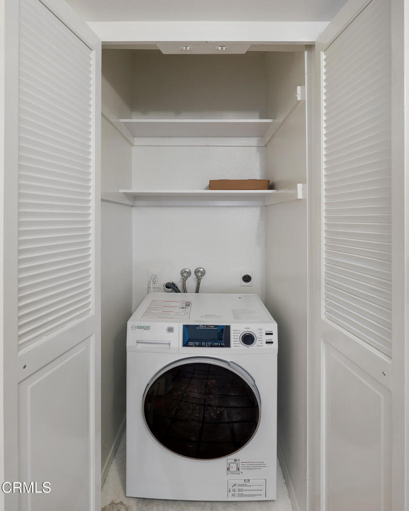 2385 Roscomare Road, Unit F8 Los Angeles, CA 90077 - Photo 26 of 50 SSR_2385RoscomareF8_030_FLEXMLS