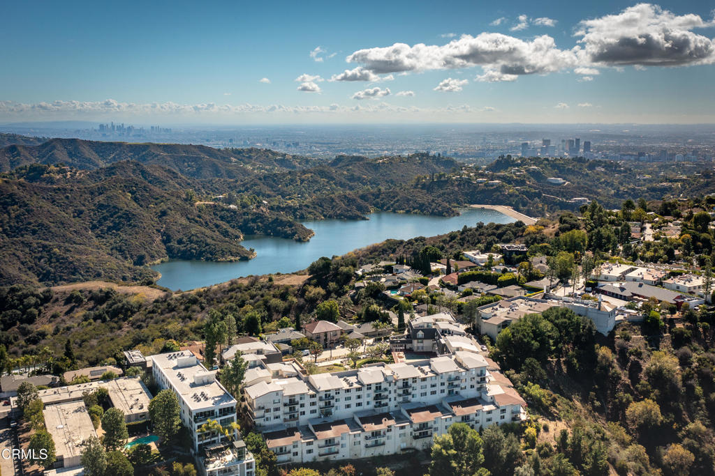 2385 Roscomare Road, Unit F8 Los Angeles, CA 90077 - Photo 46 of 50 SSR_2385RoscomareF8_051_FLEXMLS