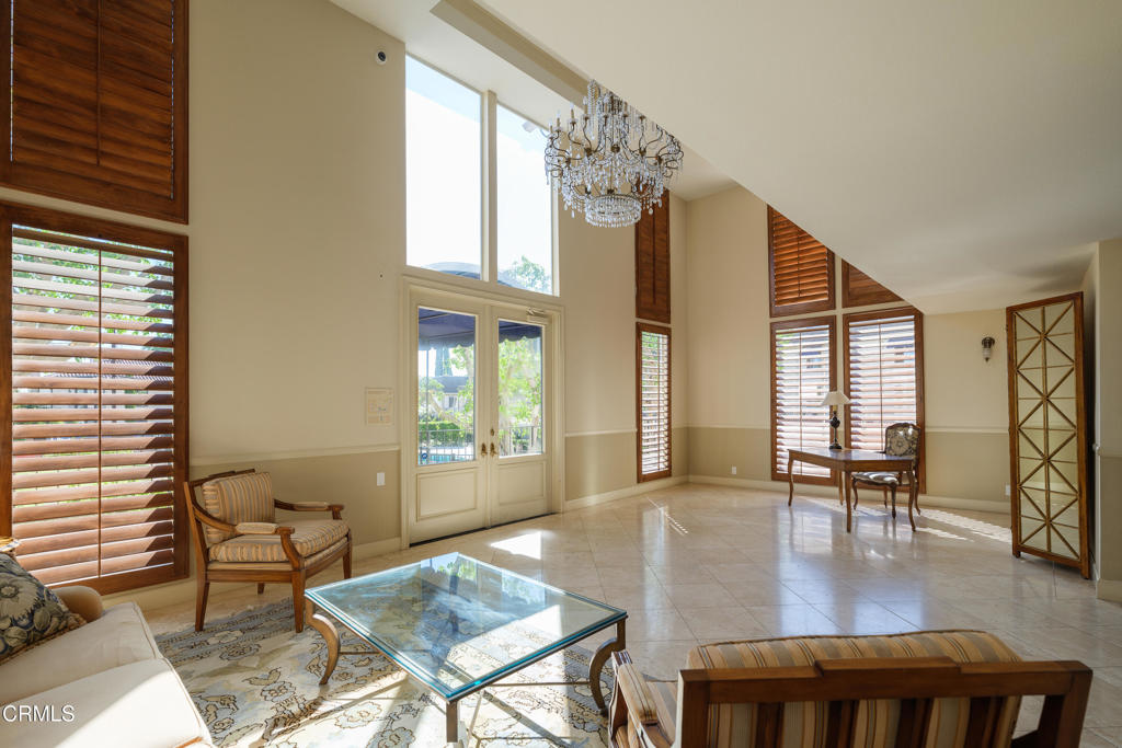 2385 Roscomare Road, Unit F8 Los Angeles, CA 90077 - Photo 48 of 50 SSR_2385RoscomareF8_004_FLEXMLS