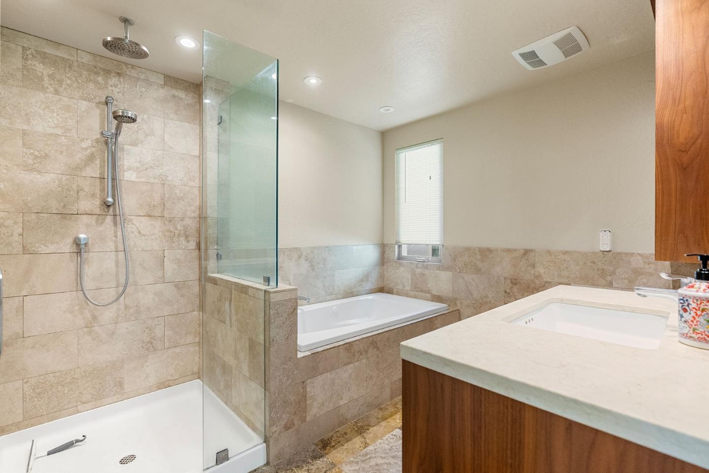 165 Bar Harbor Court Aptos, CA 95003 - Photo 21 of 37 a bathroom with a bathtub and a sink