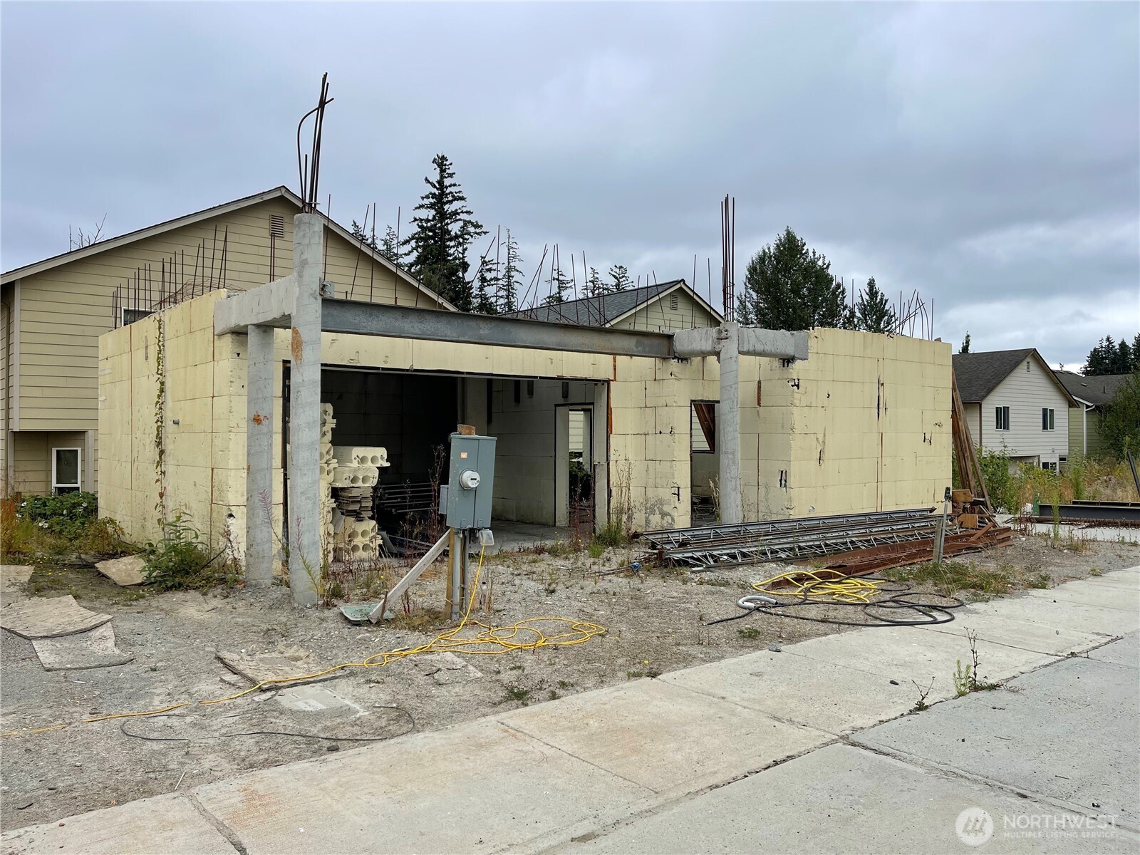2908 122nd Street Southwest Everett, WA 98204 - Photo 4 of 10