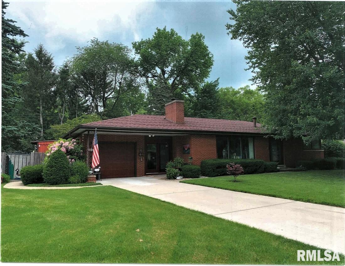42 Lambert Lane Springfield, IL 62704 - Photo 1 of 38