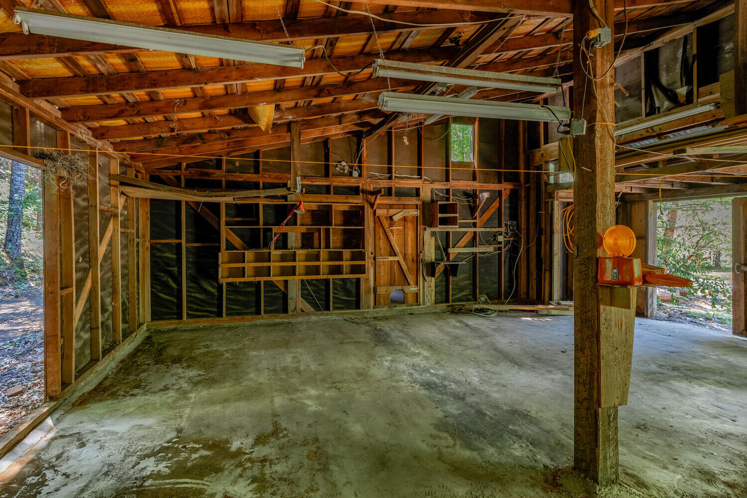 2475 Cedar Flat Road Williams, OR 97544 - Photo 31 of 61 32_CFR_33_mls