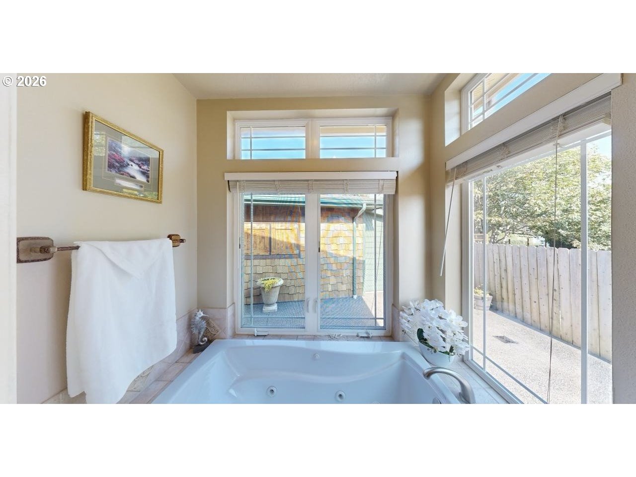 17199 Passley Road Brookings, OR 97415 - Photo 19 of 46 Bathroom, Attached