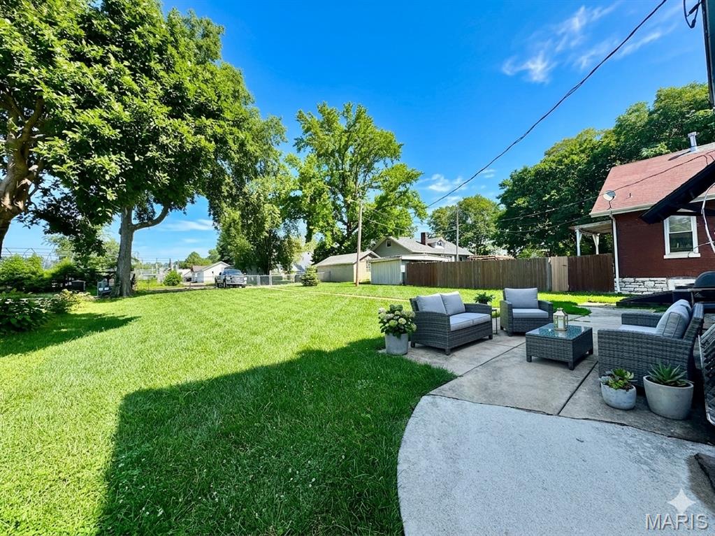 617 Sycamore Street, Unit 4 Belleville, IL 62220 - Photo 33 of 38