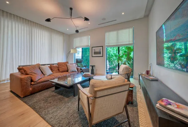 $2,500,000 | 2309 South 4th Street, Austin, TX 78704