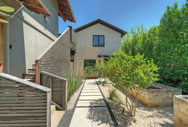 $2,500,000 | 2309 South 4th Street, Austin, TX 78704