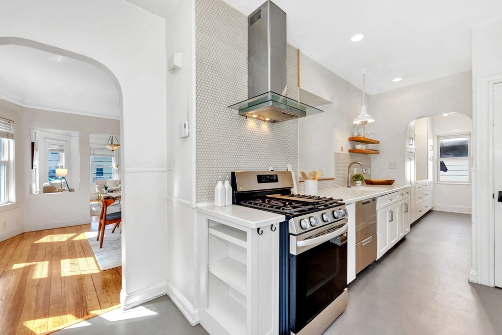 25 Windsor Road, Unit 25 Somerville, MA 02144 - Photo 8 of 31 Gallery Image 8
