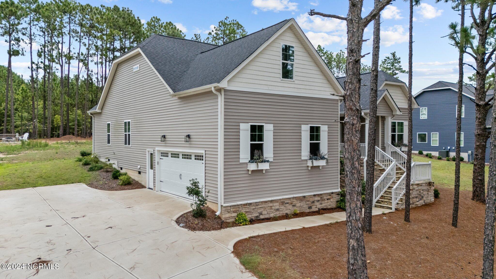 428 Gretchen Road West End, NC 27376 - Photo 3 of 45