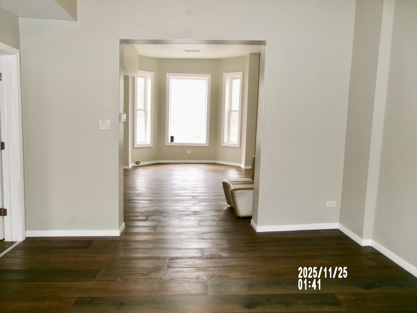2852 East 91st Street, Unit 2 Chicago, IL 60617 - Photo 5 of 22 a view of hallway with wooden floor