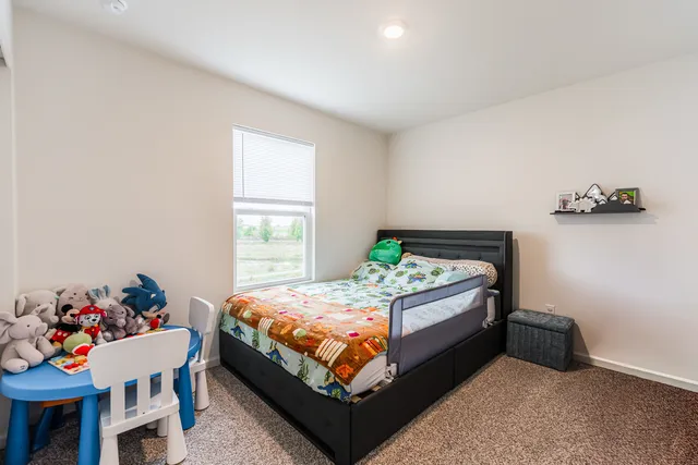 $307,222 | 1053 Briar Gln Court, Hampshire, IL 60140