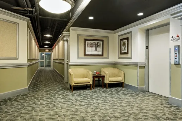 $565,000 | 35 New South Street, Unit 402, Northampton, MA 01060