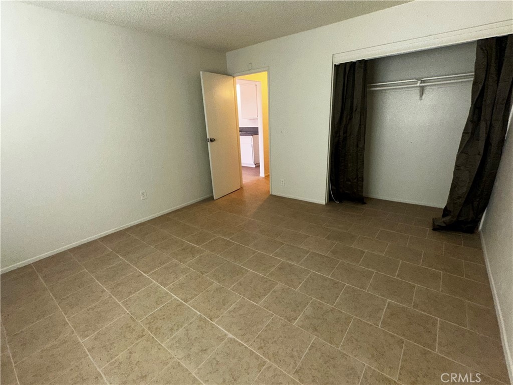 11661 White Avenue Adelanto, CA 92301 - Photo 6 of 9 a view of an empty room