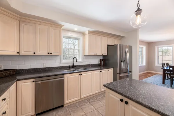 $775,000 | 10 Skywatch Road, Center Harbor, NH 03226