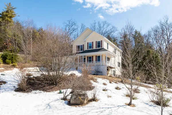 $775,000 | 10 Skywatch Road, Center Harbor, NH 03226