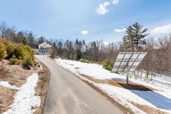 $775,000 | 10 Skywatch Road, Center Harbor, NH 03226