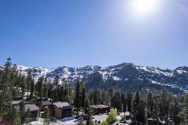 $849,000 | 2090 Chalet Road, Unit 4, Alpine Meadows, CA 96146
